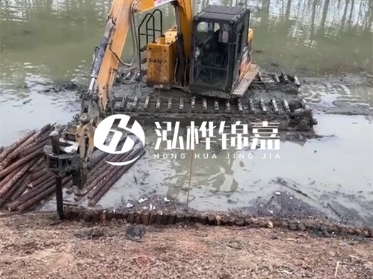 河道木材松木樁怎么選？河道工程用什么規(guī)格松木樁？